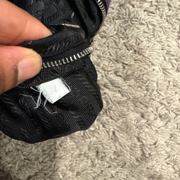Prada bag - Picture 8 of 10
